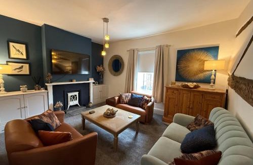 Whitchurch Apartment | The Whitchurch Apartment- The Painted Rooms