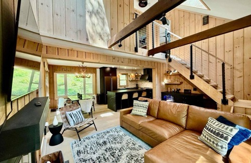 West Dover House | The White Birch near Mount Snow