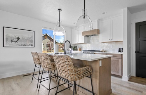 McCall House | 《𝒯𝒽ℯ 𝒲𝒾𝓁𝓁ℴ𝓌》at McCall - New Home close to everything!