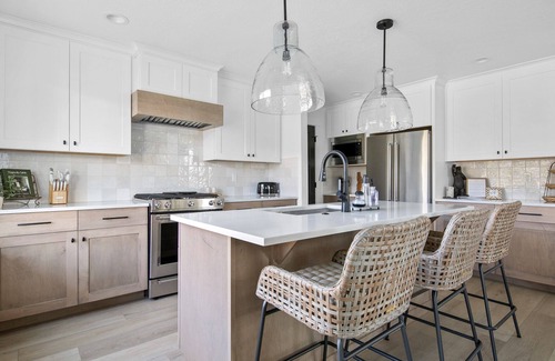 McCall House | 《𝒯𝒽ℯ 𝒲𝒾𝓁𝓁ℴ𝓌》at McCall - New Home close to everything!