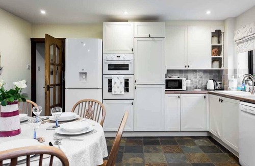 Christchurch House | The Willows - Woodland Cottage with Log Burner