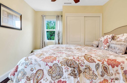 Paso Robles Cottage | THE WINE BARREL-The Westside Cottages 2 Bed/2 Bath