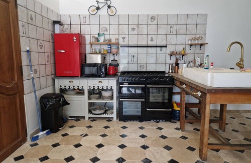 Turquant House | The Wine Press