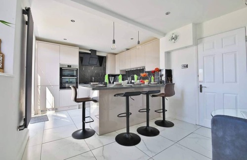 Brislington House | The Wishing Well by STAE-Homes