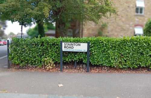 Lewisham Apartment | the wood