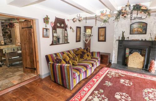 Narberth House | The Woodlands Lower Level