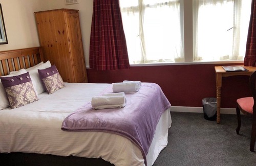 Lydney Hotel | The Woolaston Inn
