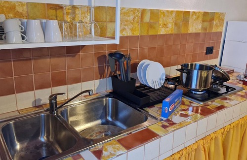 Dogliani Apartment | The Yellow Apartment - I GALLI Agriturismo