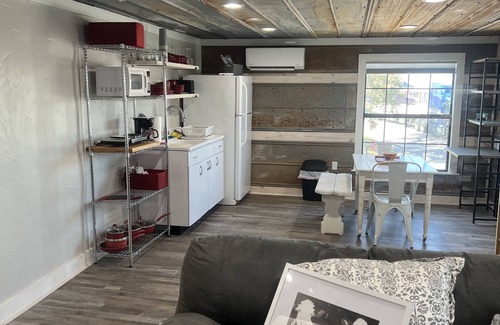 Mason Apartment | The Yellow Rose, Near the Square, Renovated & in the Heart of the Hill Country