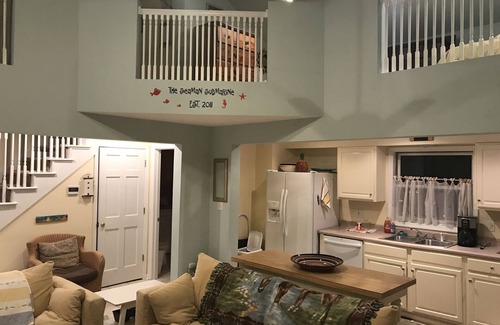 Michigan City House | The Yellow Submarine in the heart of Beachwalk