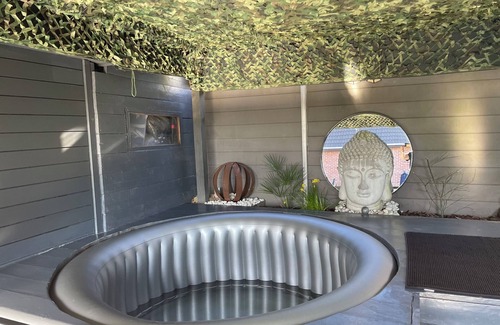 Halluin Ski Chalet | The Zen cabin