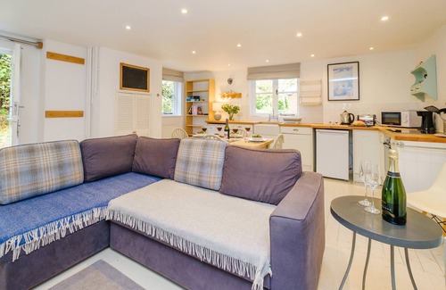 Theberton Cottage | Theberton Annexe - sleeps 4 guests in 2 bedrooms