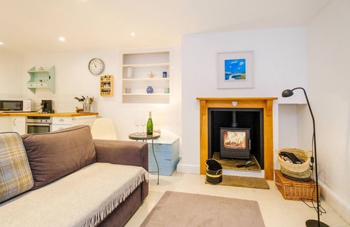 Theberton Cottage | Theberton Annexe - sleeps 4 guests in 2 bedrooms