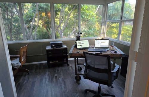 United Central House | TheGREAT ESCAPE! Private pool&hot tub 3BR/2.5 bath outdoor shower & sports bar!