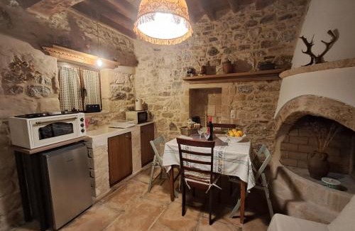 Asklipiio House | Thelya - Stone House