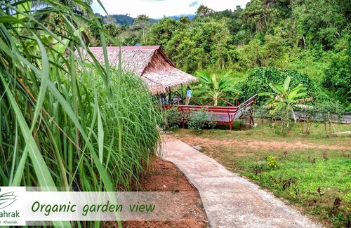 Khuekkhak House | Theppahrak Home Khaolak - Vacation Home 1