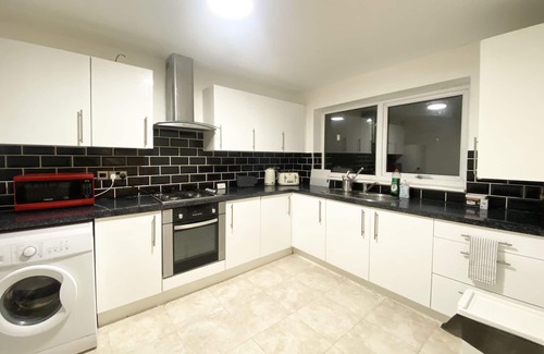 Pendlebury House | ThePropertyFocus - Stylish Comfy Stay