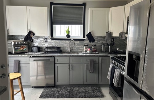 Point Breeze House | There’s No Place Like Home. Lovely 3-bedroom house in Philadelphia
