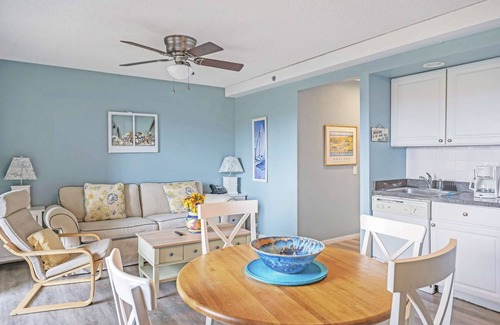 Napeague Apartment | TheSweetDwelling 1BR Beachside Home|TennisPoolPKG!