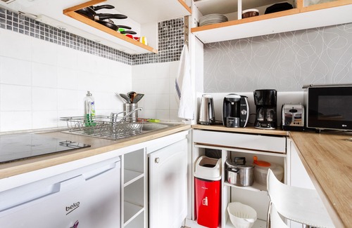 Saint Michel Apartment | Thierry's Flat Studio Saint michel station
