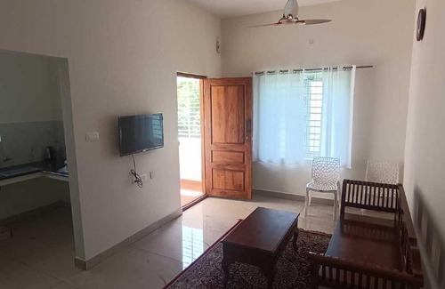 Auroville House | Thilaga White House