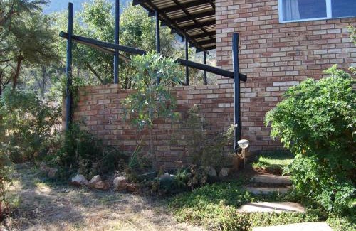 Maanhaarand House | Thirsty Falls CC