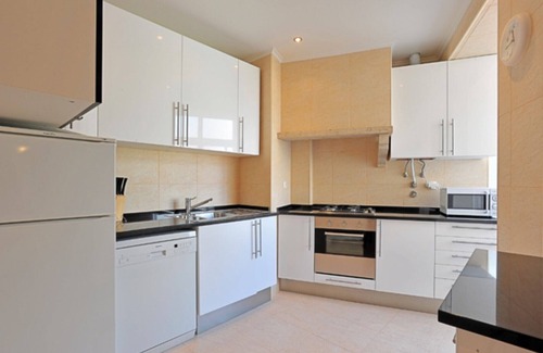 Sao Jorge de Arroios Apartment | This apartment is very convenient for tourists or business people.