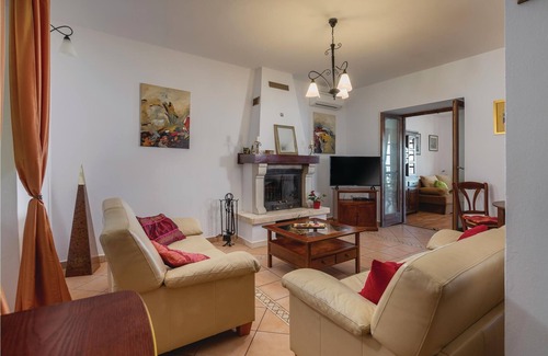 Gondolici Apartment | This beautiful apartment with swimming pool awaits you in Gondolici, near Labin.