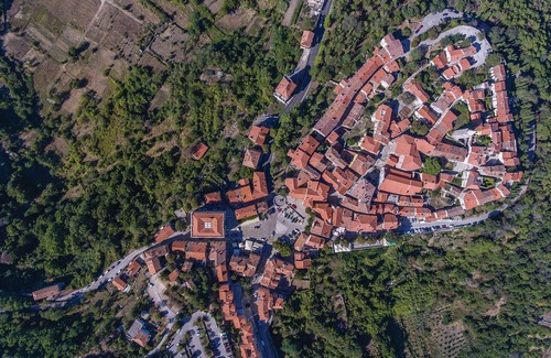 Snasici House | This beautiful semi-detached house in traditional Istrian style is comfortably furnished.