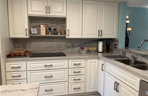 Islamorada Condo | This condo is located in one of Islamorada's most prestigious condo complexes.