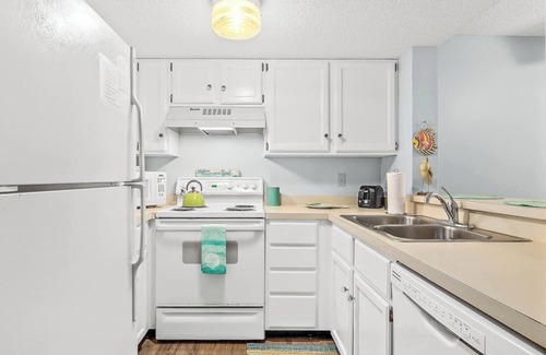 Crescent Beach Condo | This condominium is a 2 bedroom(s), 2 bathrooms, located in St. Augustine, FL.