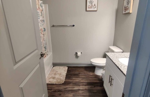 Socastee Apartment | This Cozy Hidden Jewel comfortable oasis close to the beach and main attractions