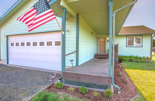 Westport Cottage | This home is your perfect Washington Coast getaway
