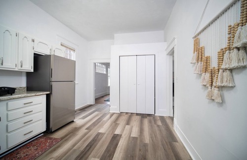 Five Points House | This house is a 2 bedroom(s), 1 bathrooms, located in Jacksonville, FL.