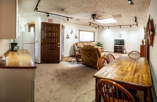Thermopolis House | This house is a 3 bedroom(s), 1 bathrooms, located in Thermopolis, WY.