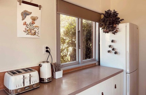 Hokitika House | This house is a 3 bedroom(s), 1.5 bathrooms, located in Hokitika, West Coast.