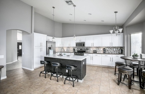 Paradise Park Vista House | This house is a 4 bedroom(s), 2.5 bathrooms, located in Scottsdale, AZ.