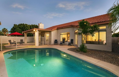 Paradise Park Vista House | This house is a 4 bedroom(s), 2.5 bathrooms, located in Scottsdale, AZ.