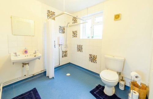 Ipswich House | This house is a 4 bedroom(s), 2 bathrooms, located in Suffolk, England.