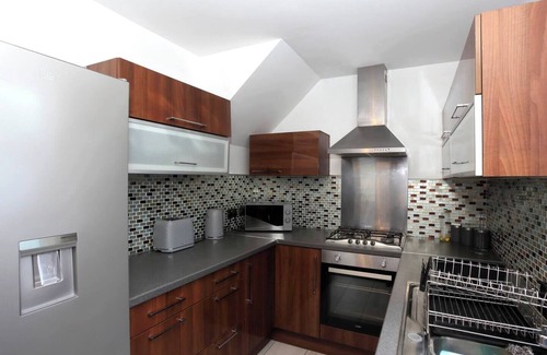Peterborough House | This house is a 5 bedroom(s), 2.5 bathrooms, located in Peterborough, England.