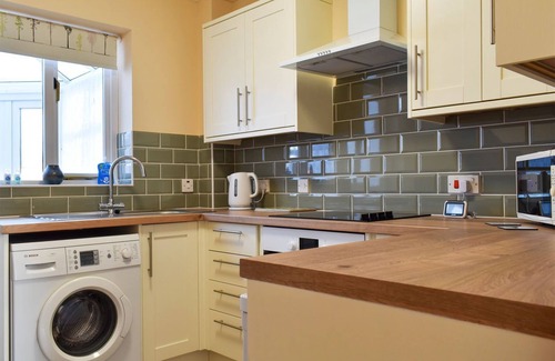 Briston Cottage | This lovely little retreat for two is perfect for exploring the North Norfolk coast and Broads.