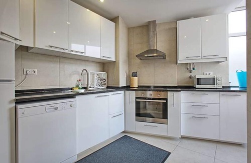 Sao Jorge de Arroios Apartment | This property had a huge improvement