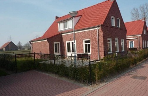 Breskens House | This property is a detached rural holiday home and has the terrace facing south.