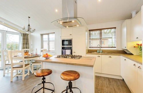 Holton Heath Ski Chalet | This stunning, spacious lodge is perfect for a break away with family or friends.