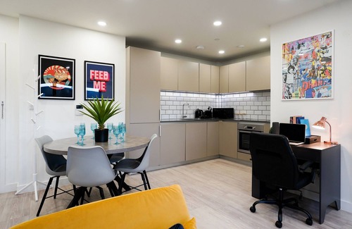 Bedford Apartment | This unique Bedford apartment.
