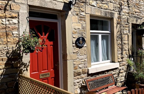 Skipton Cottage | Thisledo Holiday Cottage SKIPTON Early Check-in available on request