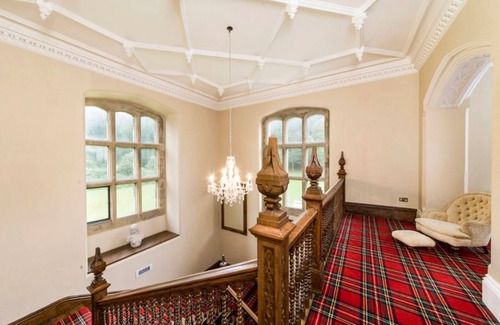 Belford Villa | Thistlebrook Hall - Ten Bedroom Villa, Sleeps 20