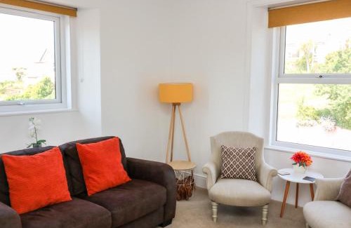 Hope-Cove Apartment | Thornlea View