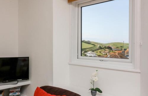 Hope-Cove Apartment | Thornlea View