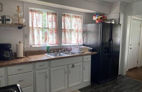 Rocky Gap House | Three Bears Cottage